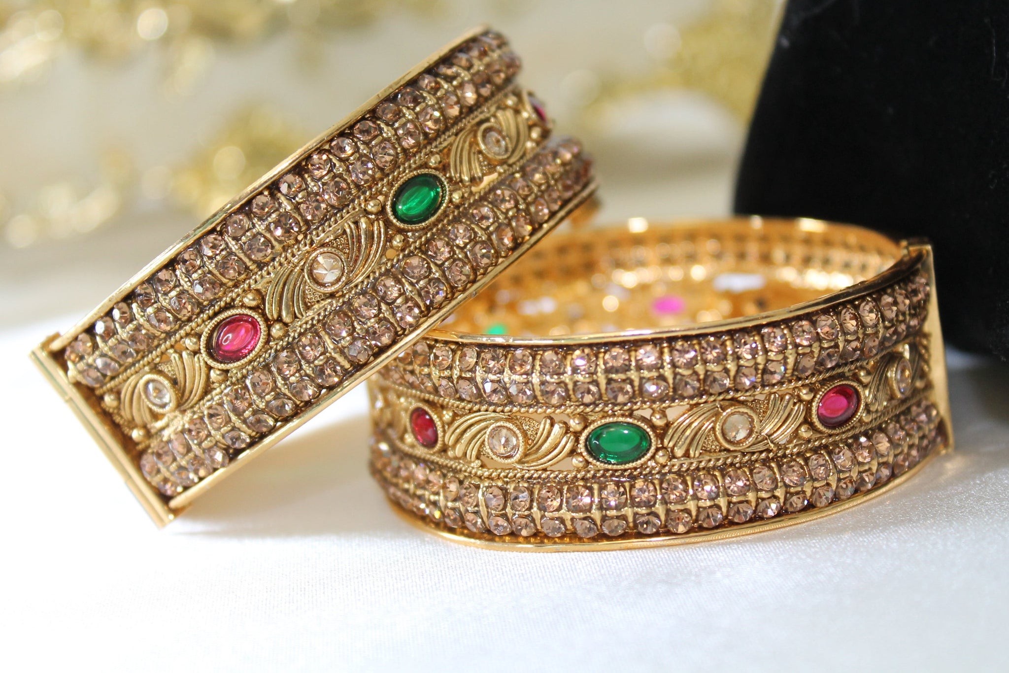 Aarvi Bangles