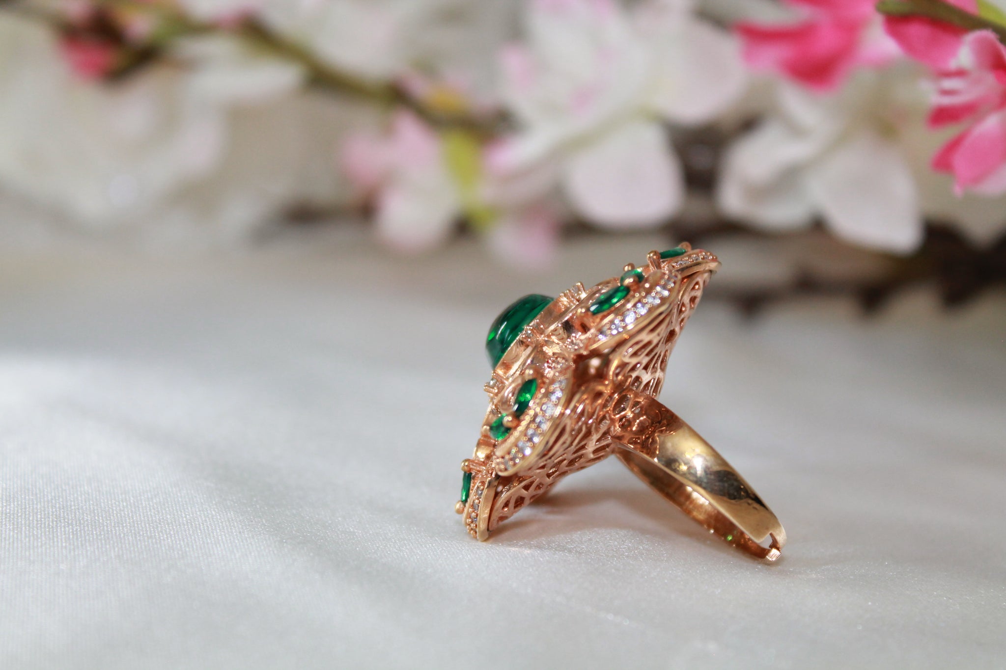 Emerald Kundan Ring