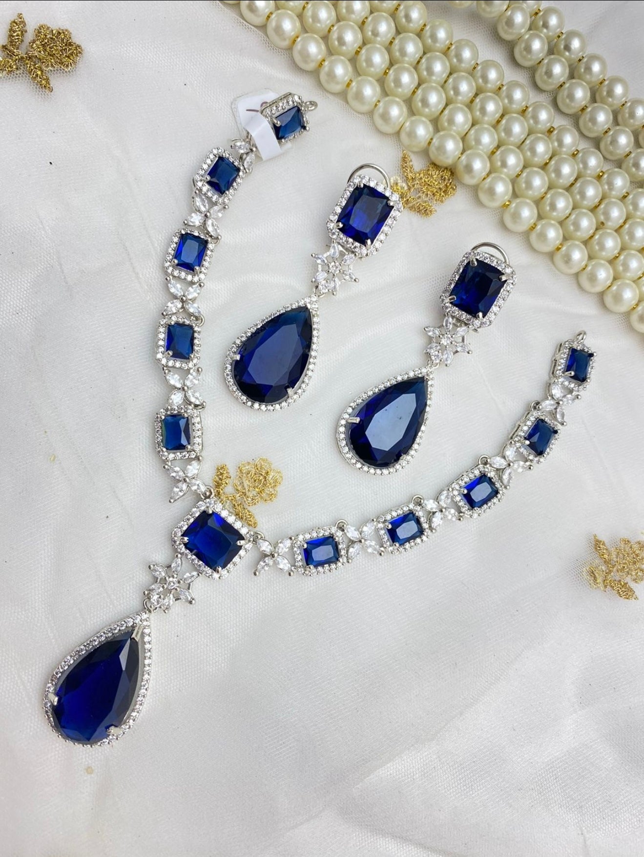 Royal AD Necklace