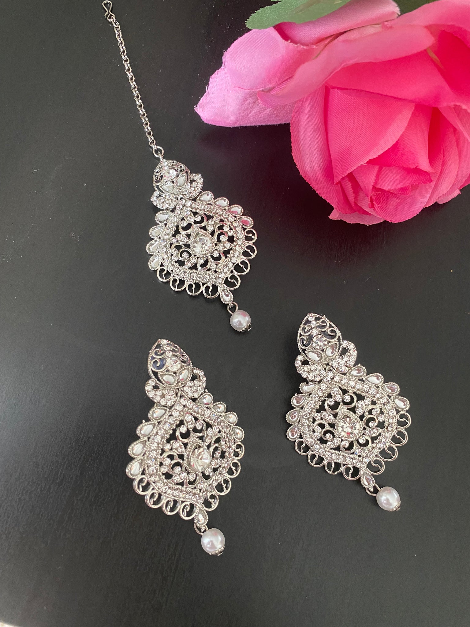 Perfect Silver Earring Tikka set