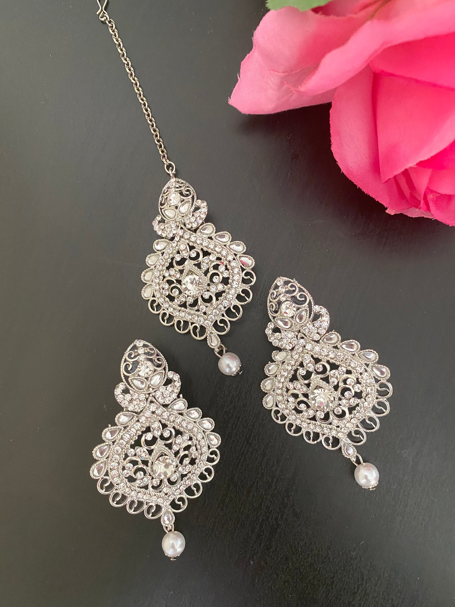 Perfect Silver Earring Tikka set