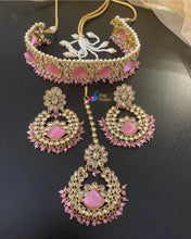 Flexible choker Necklace Set